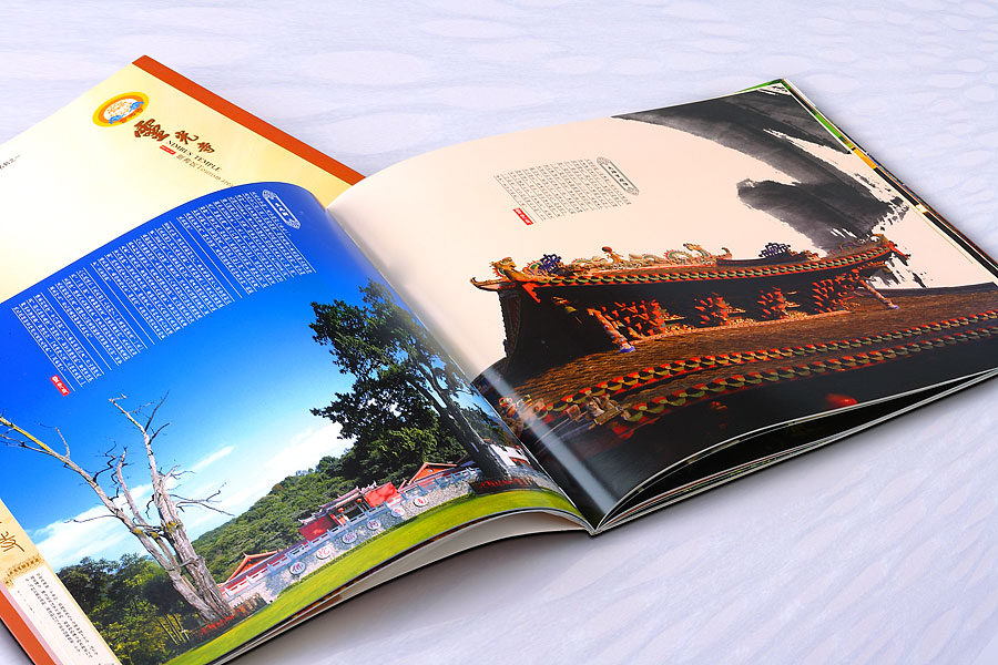 黑眼睛廣告為靈光寺景區(qū)設(shè)計(jì)印刷的大型畫冊(cè)之內(nèi)頁展示2
